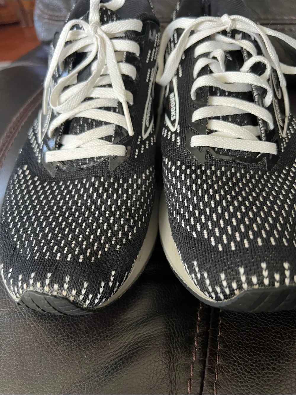 Brooks breathable knit